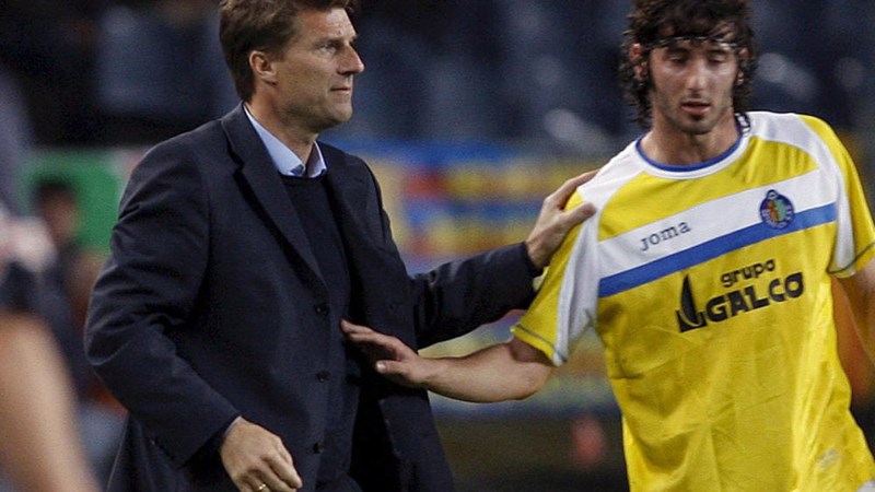 ΜΙΚΑΕΛ ΛΑΟΥΝΤΡΟΥΠ ΧΕΤΑΦΕ