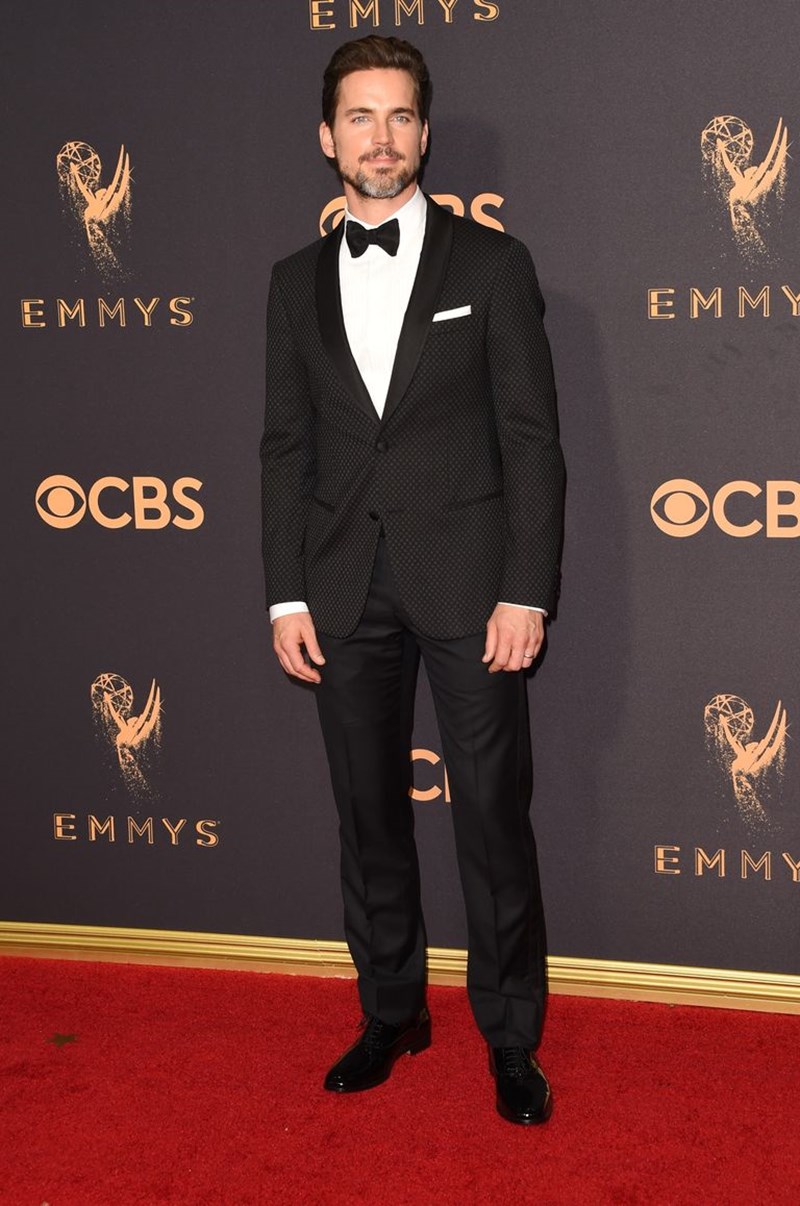 ΚΟΚΚΙΝΟ ΧΑΛΙ ΣΤΥΛ EMMY ΒΡΑΒΕΙΑ