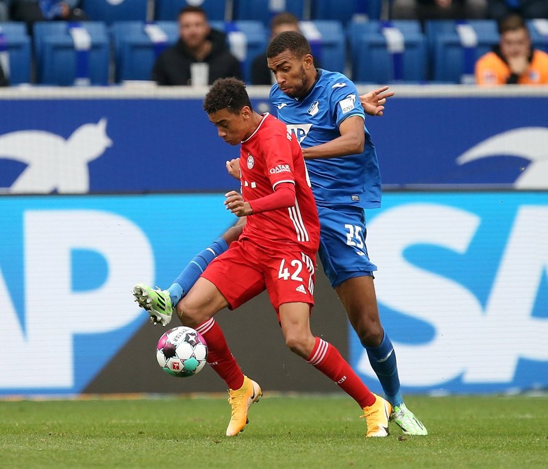 ΤΖΑΜΑΛ ΜΟΥΣΙΑΛΑ ΜΠΑΓΕΡΝ ΜΟΝΑΧΟΥ