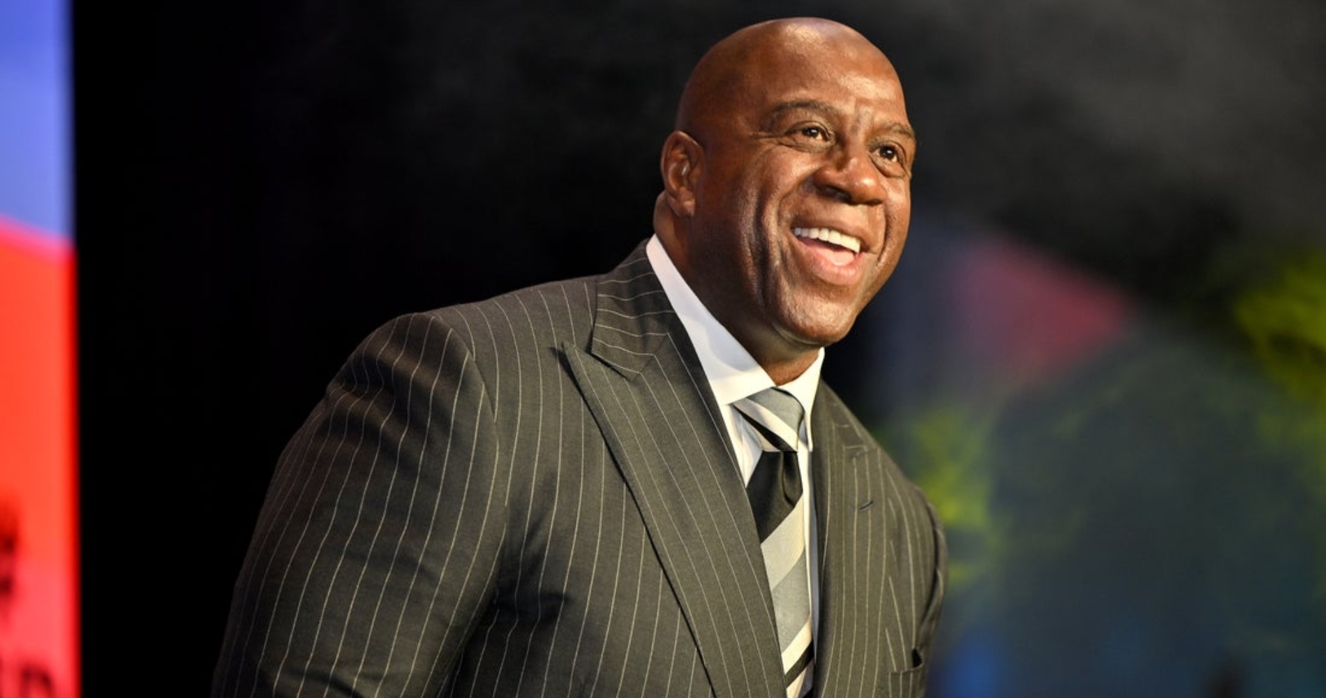 Ζηλέψαμε την πολυτελή θαλαμηγό του Magic Johnson που 'οργώνει' το Ιόνιο (βίντεο) - εικόνα 1