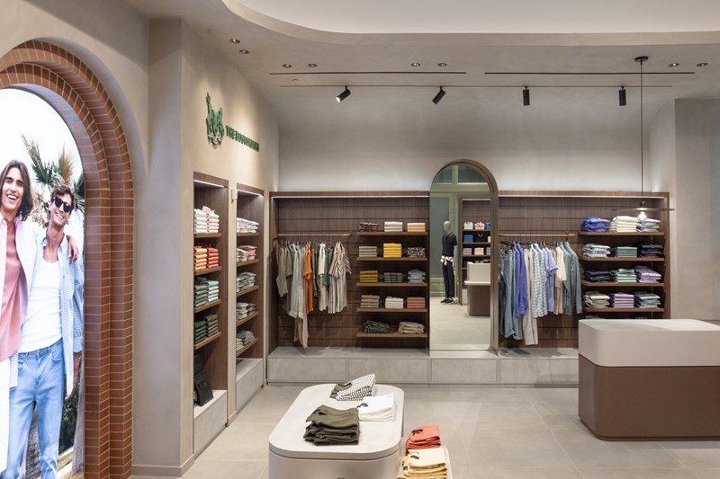 Η The Bostonians ανοίγει το νέο της Flagship στο Μέγαρο Αρσακείου