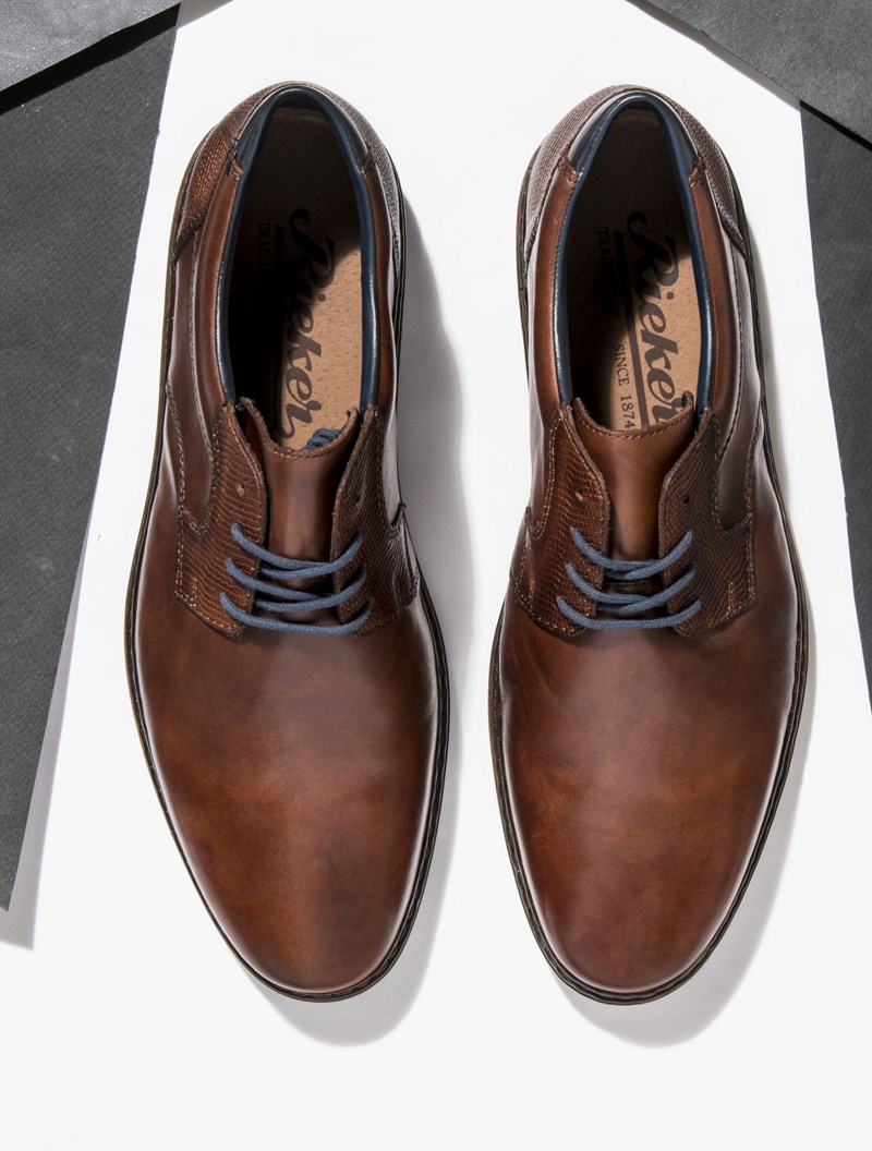 ΔΕΡΜΑΤΙΝΑ ΠΑΠΟΥΤΣΙΑ