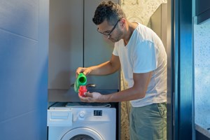 Ο πιο εύκολος τρόπος για να καθαρίσεις την τηλεόραση - εικόνα 1