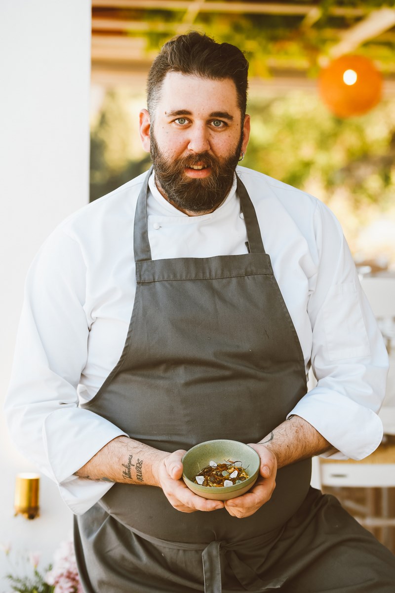 ΧΑΡΗΣ ΝΙΚΟΛΟΥΖΟΣ ΣΕΦ 2