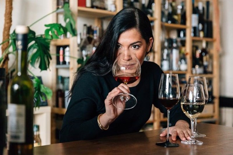 ΓΙΟΒΑΝΝΑ ΛΥΚΟΥ ΚΡΑΣΙ