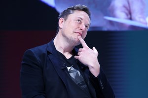 O Elon Musk μιλά για ελευθερία του λόγου και μετά σπάει ρεκόρ αποκλεισμών στο X (Twitter) - εικόνα 2