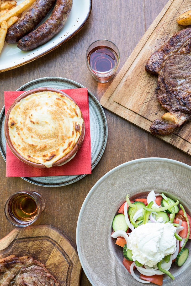 Η ταβέρνα Πλάτανος στην Απείρανθο της Νάξου 8