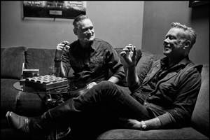 Ο James Hetfield των Metallica έκανε τατουάζ με τις στάχτες του Lemmy των Motorhead - εικόνα 1