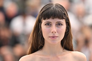 Η εκθαμβωτική εμφάνιση της Irina Shayk στο καρναβάλι του Ρίο ντε Τζανέιρο - εικόνα 2