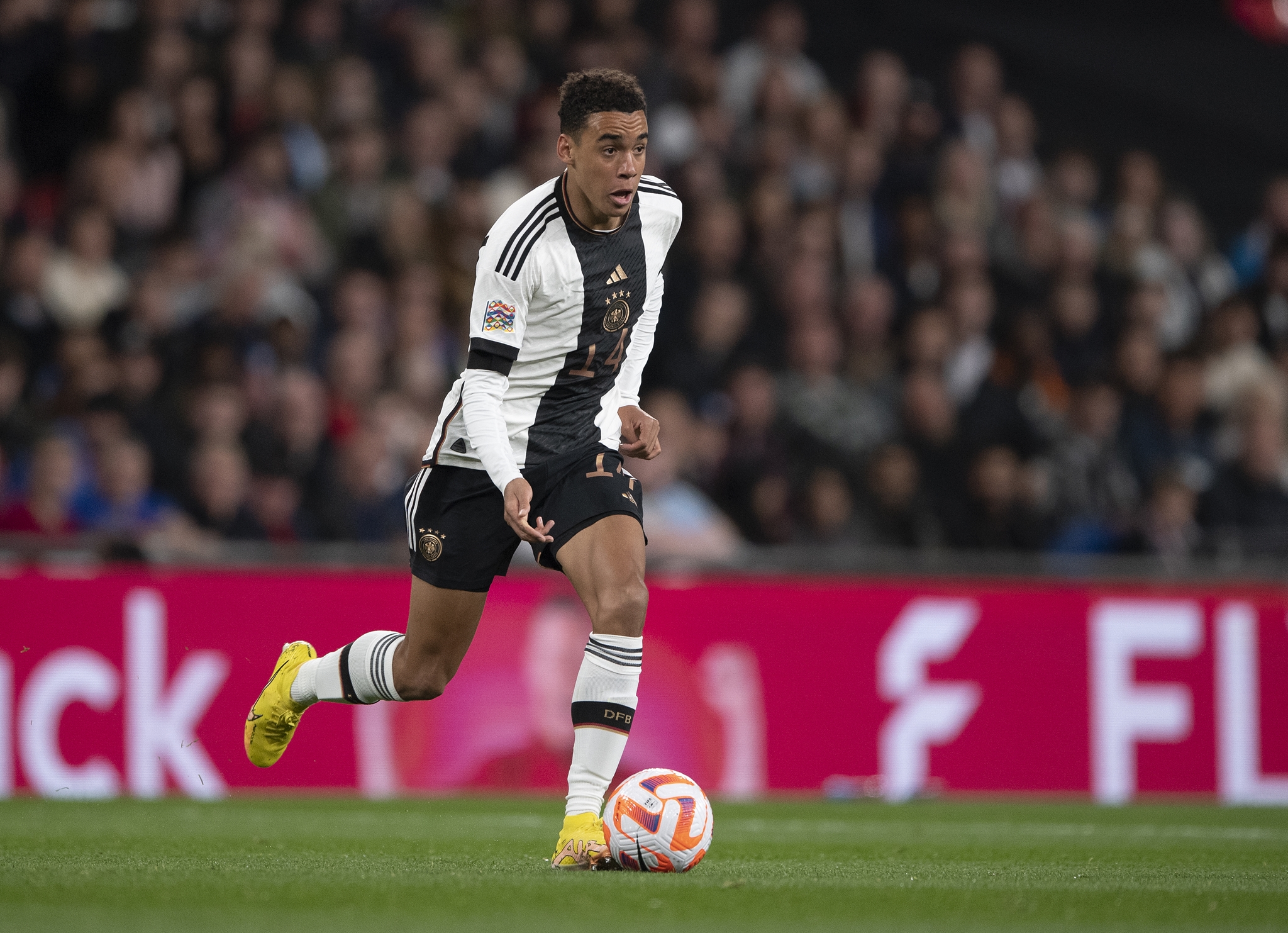 'Βγήκε ή δεν βγήκε η μπάλα' και ό,τι άλλο έγινε στη 12η ημέρα του Μουντιάλ - εικόνα 1