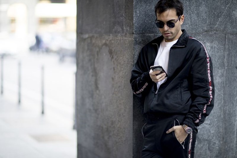 ΝΑΪΛΟΝ ΜΠΟΥΦΑΝ