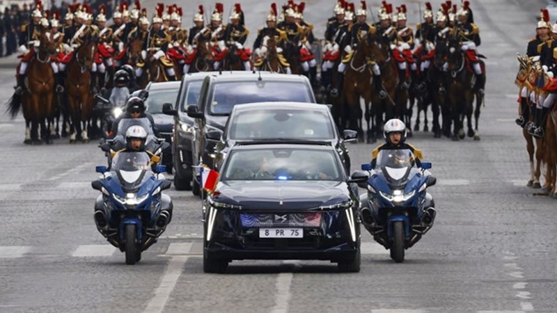 DS No8 Εμανουέλ Μακρόν προεδρικό αυτοκίνητο