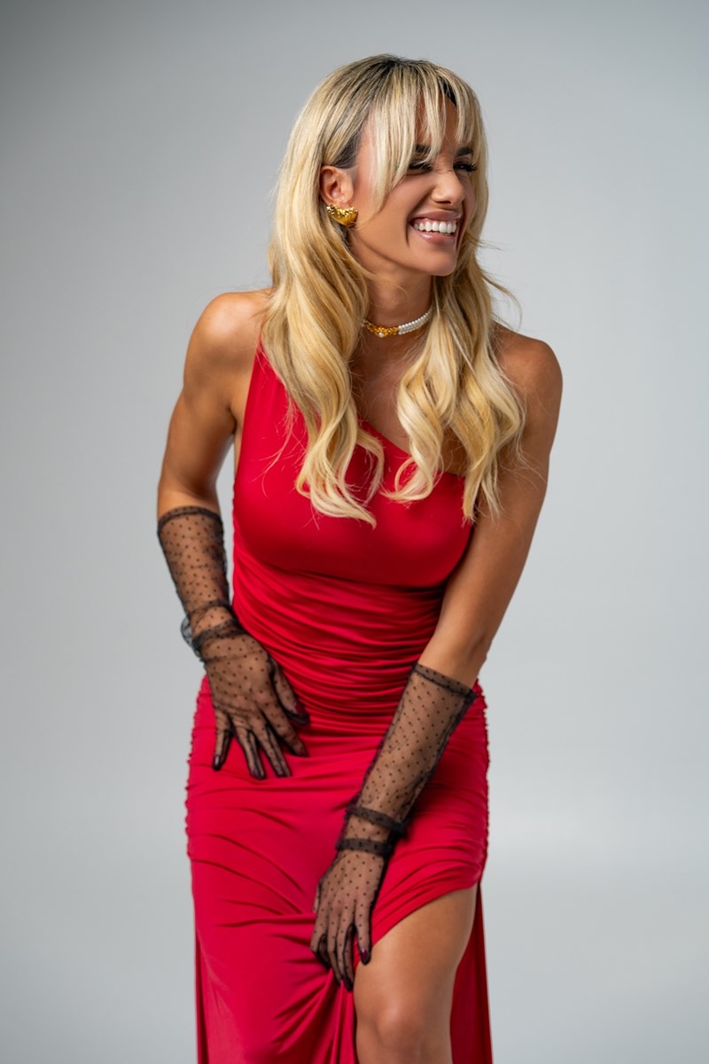 Η Έλενα Κώνστα 1