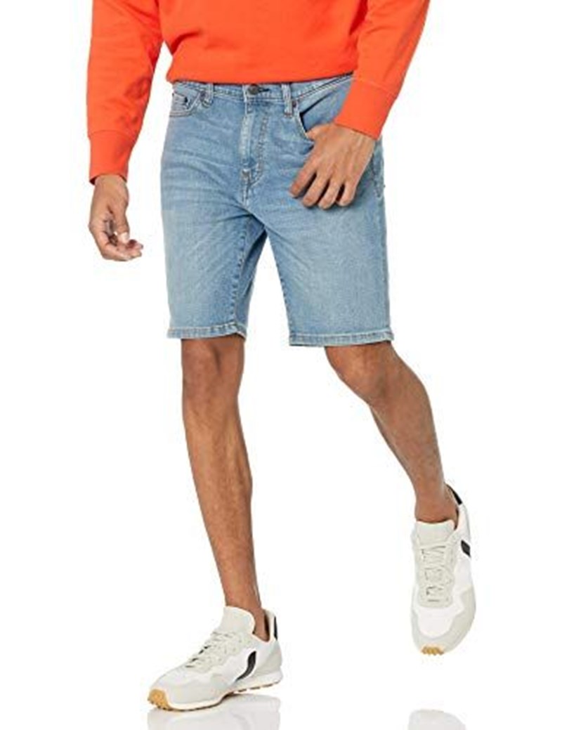 MAN WITH DENIM SHORTS
