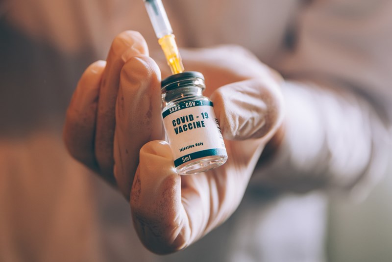 ΕΜΒΟΛΙΟ ΚΑΤΑ ΤΗΣ covid ΠΡΟΝΟΜΙΑ ΕΜΒΟΛΙΑΣΜΕΝΩΝ