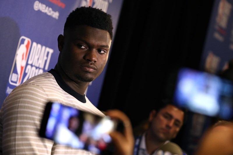 ΖΑΪΟΝ ΓΟΥΙΛΙΑΜΣΟΝ ΠΕΛΙΚΑΝΣ