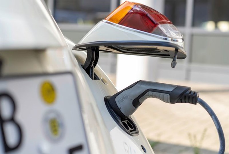 ΗΛΕΚΤΡΙΚΟΣ ΣΚΑΡΑΒΑΙΟΣ 1