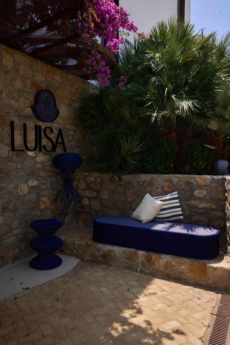 Το pop up της Moncler στο Luisa Mykonos