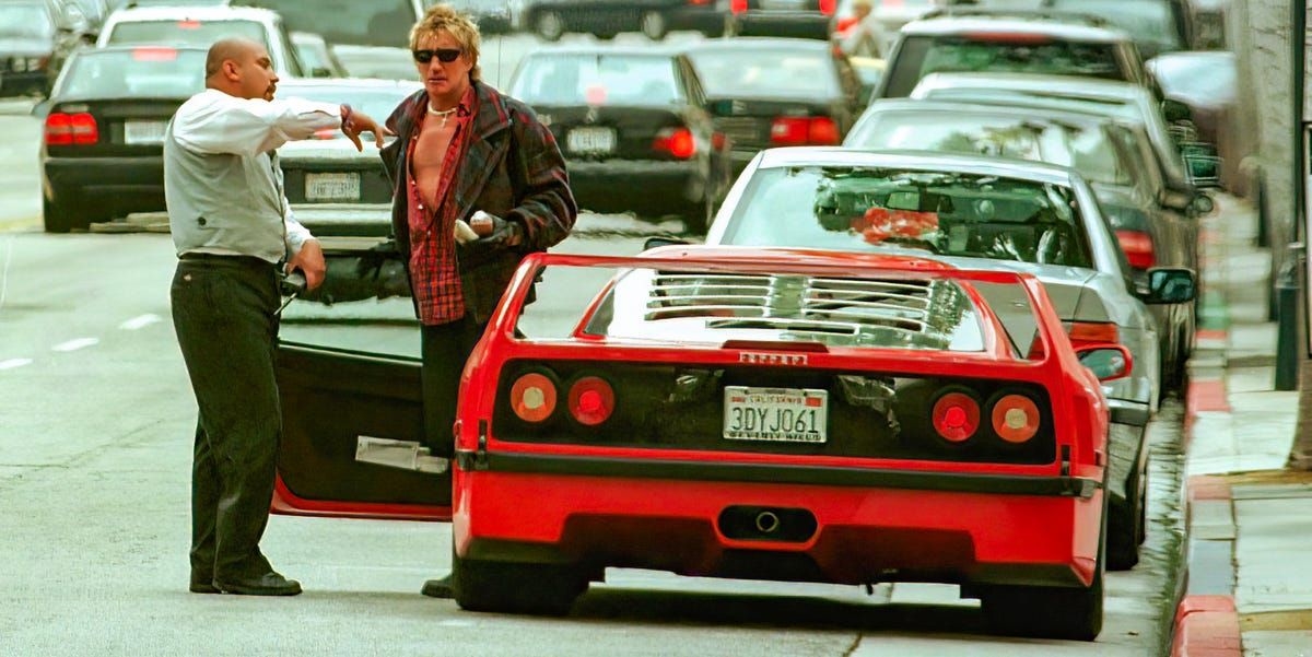 Δισεκατομμυριούχος ξέχασε ότι είχε Ferrari για 10 χρόνια και το έμαθε από το τηλέφωνο - εικόνα 1