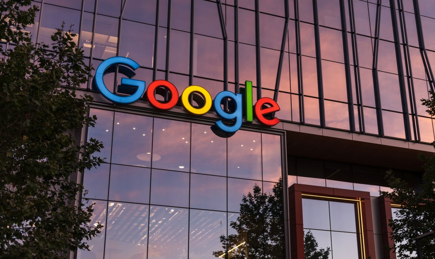 Δείτε τι έψαξαν οι Έλληνες στο Google το 2024: Πρόσωπα, γεγονότα και τάσεις που ξεχώρισαν - εικόνα 3