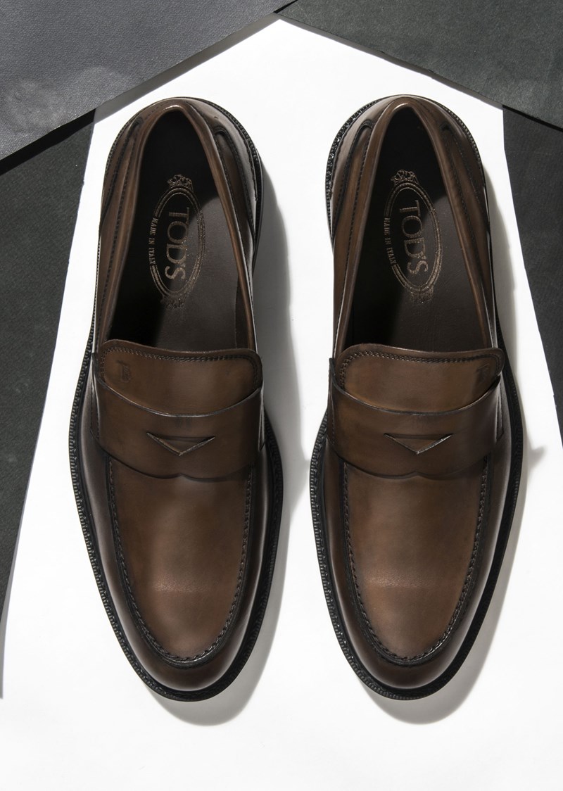 ΔΕΡΜΑΤΙΝΑ ΠΑΠΟΥΤΣΙΑ