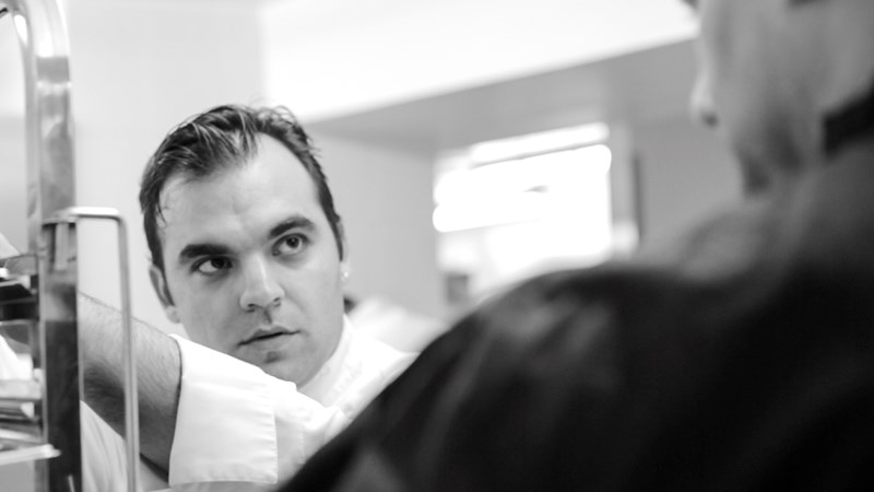 ΝΙΚΟΣ ΚΑΡΑΘΑΝΟΣ