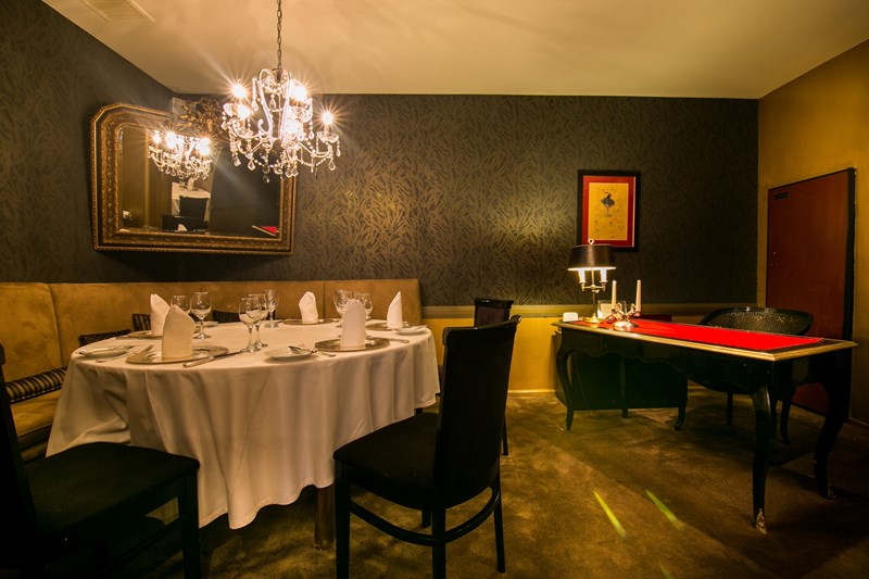 Η ιστορία της αθηναϊκής εστιατορικής σκηνής_Το εσωτερικό του L'Abreuvoir