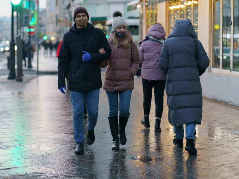PEOPLE WITH FACE MASKS
