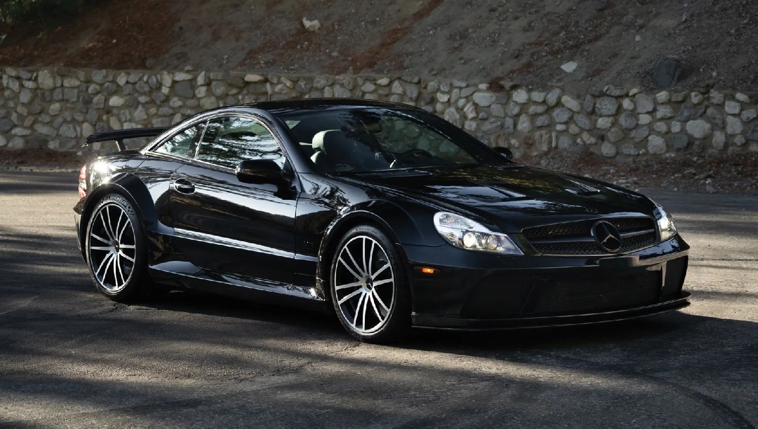 Το εξάρτημα του αυτοκινήτου που καταστρέφει τις κάμερες των κινητών - εικόνα 3