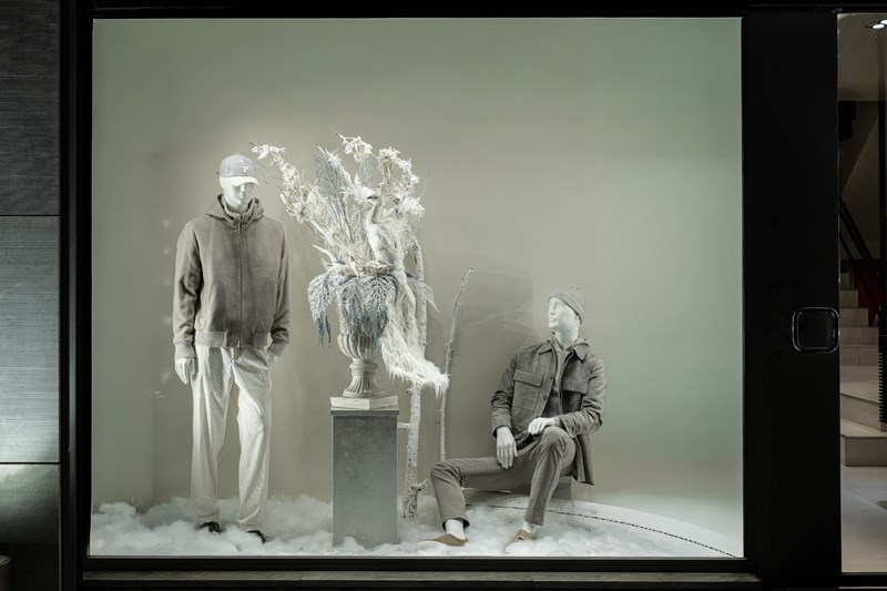 Η Γλυφάδα ντύνεται γιορτινά στο λαμπερό EPONYMO