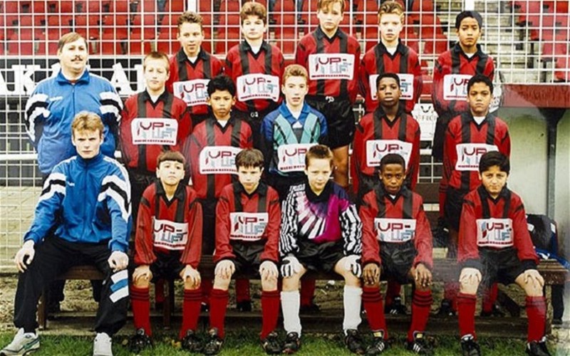 ΦΑΝ ΠΕΡΣΙ ΕΞΕΛΣΙΟΡ