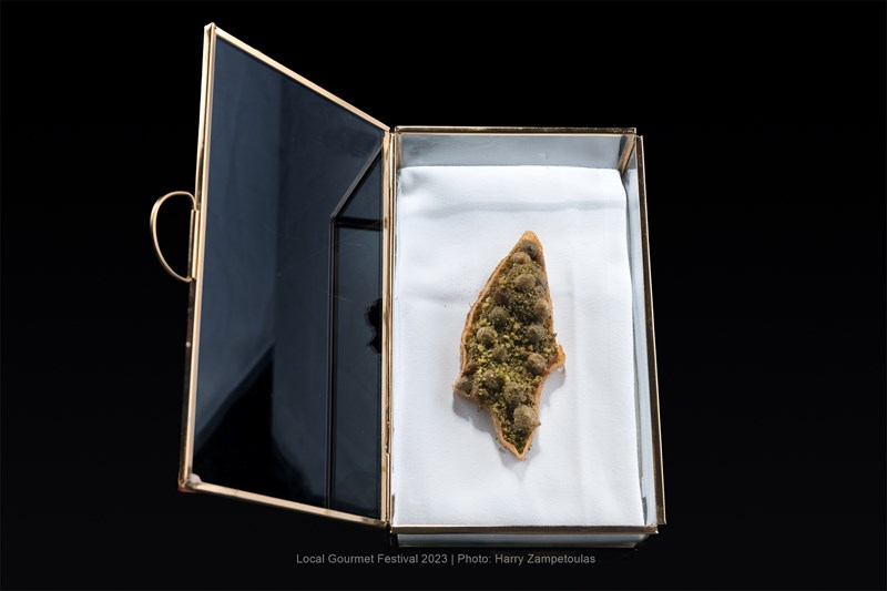 Symposio at Ark_Αρνάκι Καπαμάς και μελιτζάνες μαριναρισμένες με miso