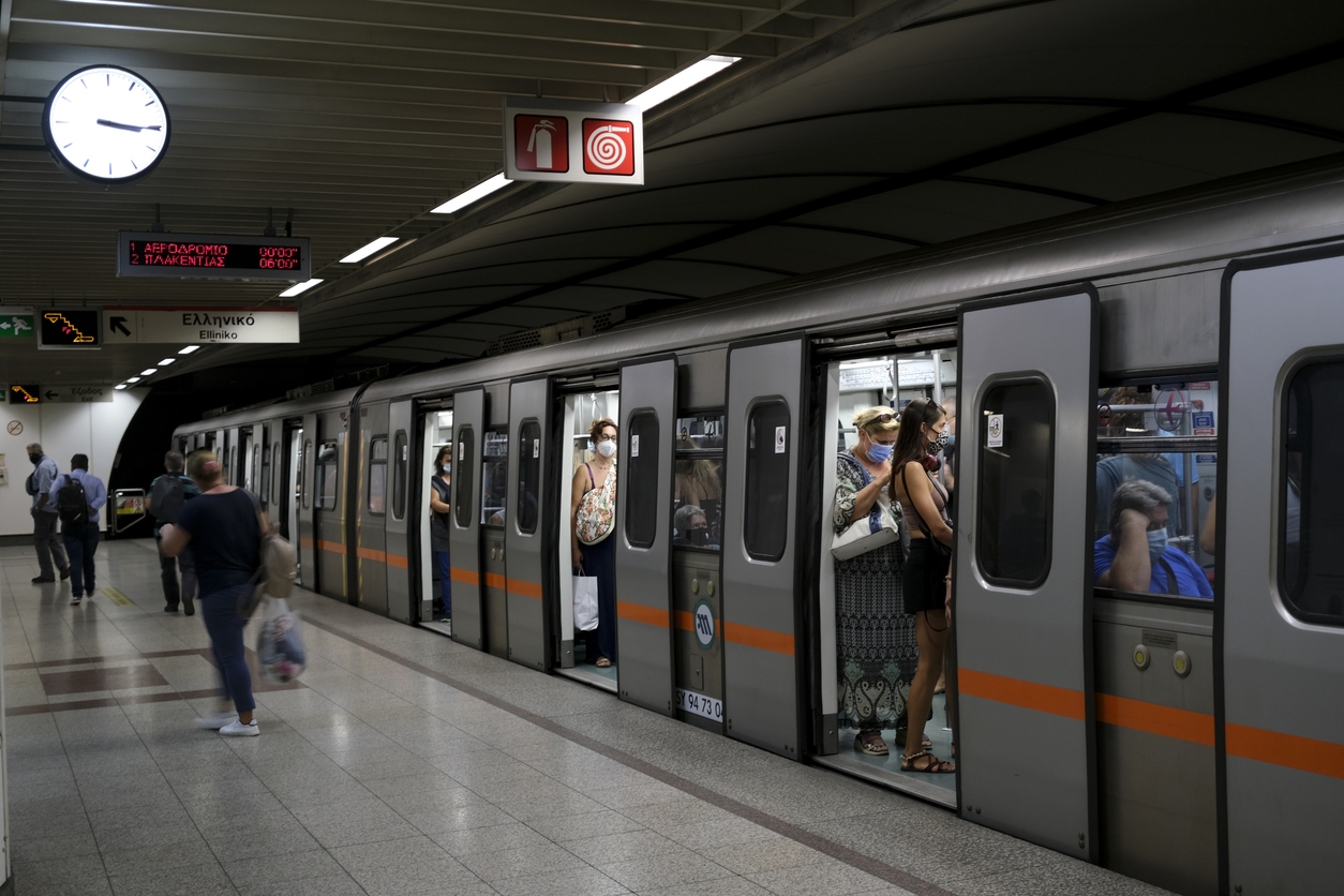 Ανδρέας Κυριακόπουλος: Αυτός είναι o μάνατζερ ποδοσφαίρου που έπεσε στις ράγες του Μετρό και σκοτώθηκε - εικόνα 2