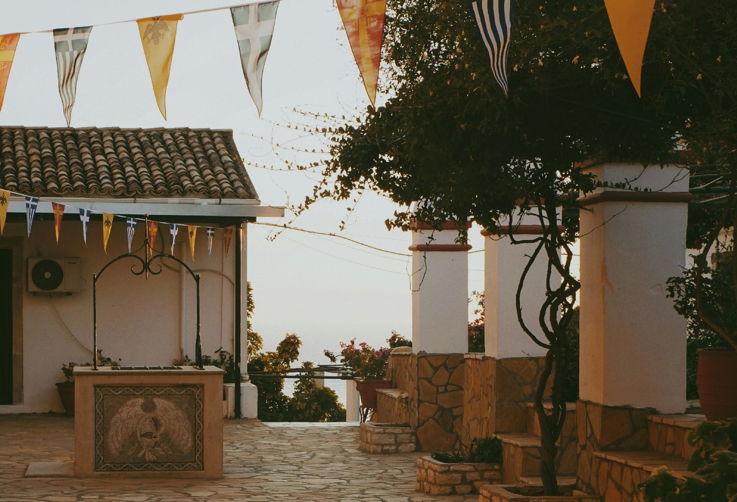 Πού βρίσκεται το πιο αργό φανάρι στην Ελλάδα που κρατάει 7 λεπτά - εικόνα 2