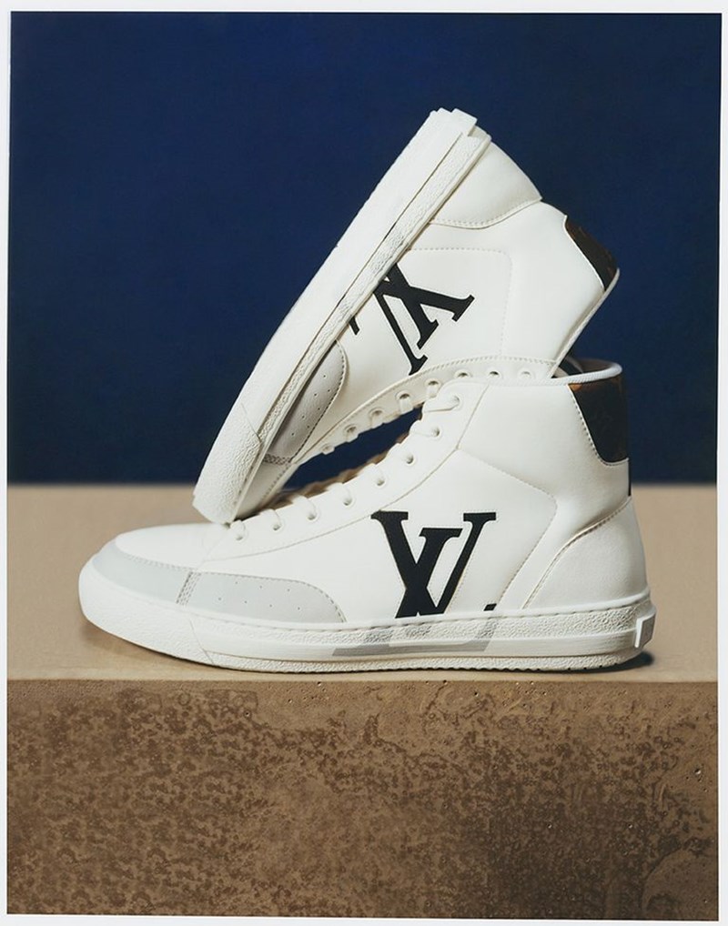 LOUIS VUITTON SNEAKERS
