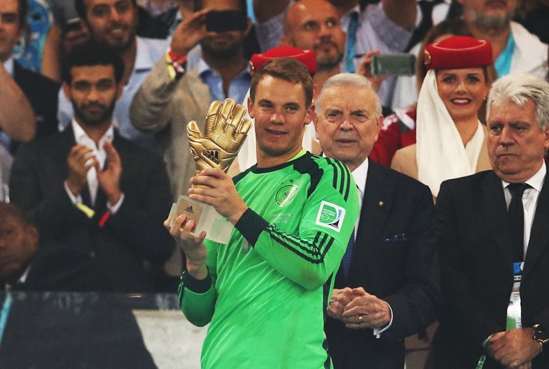 ΜΑΝΟΥΕΛ ΝΟΪΕΡ 2