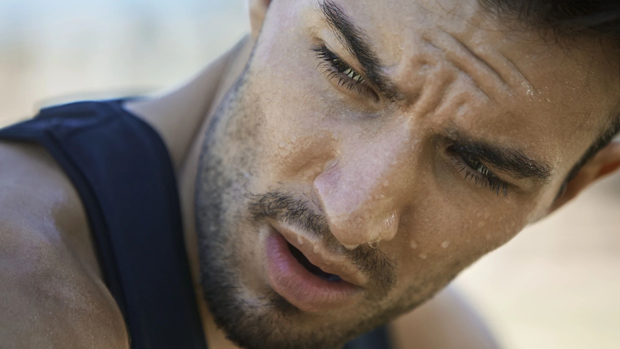 Να τι πρέπει να γνωρίζεις για τo 'αποσμητικό ολόκληρου σώματος'-σε τι διαφέρει - εικόνα 1