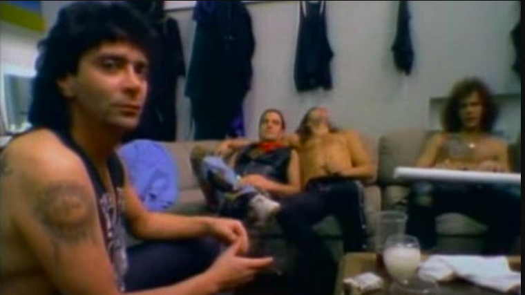 Κάπως ανυπομονούμε για τη σειρά ντοκιμαντέρ των Bon Jovi στο Disney+ - εικόνα 1