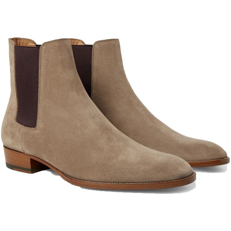 ΑΝΤΡΙΚΑ ΠΑΠΟΥΤΣΙΑ