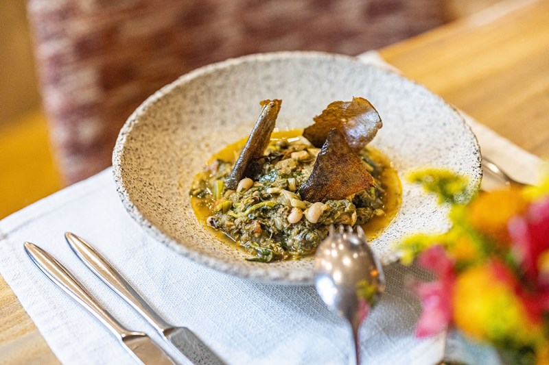 Βερσαλλίες από την Καλαμάτα στο Ark 8