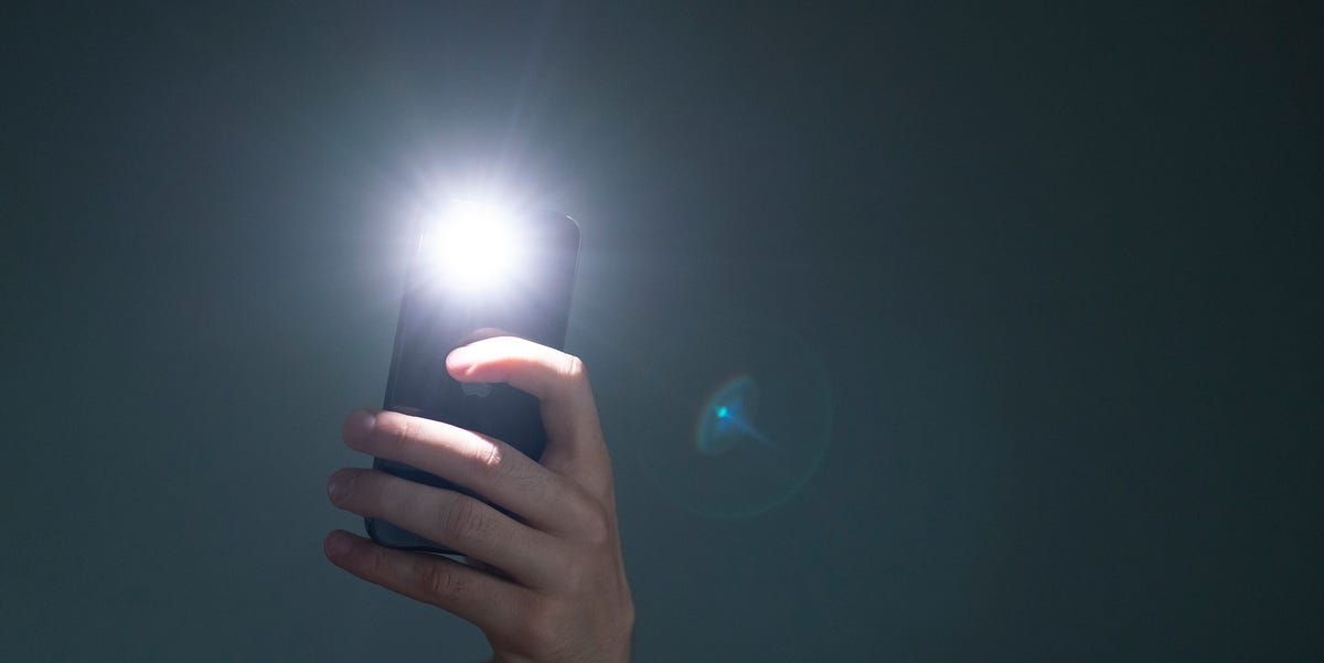 5 κόλπα για να μην αποσπάται η προσοχή σου από το κινητό στη δουλειά - εικόνα 1