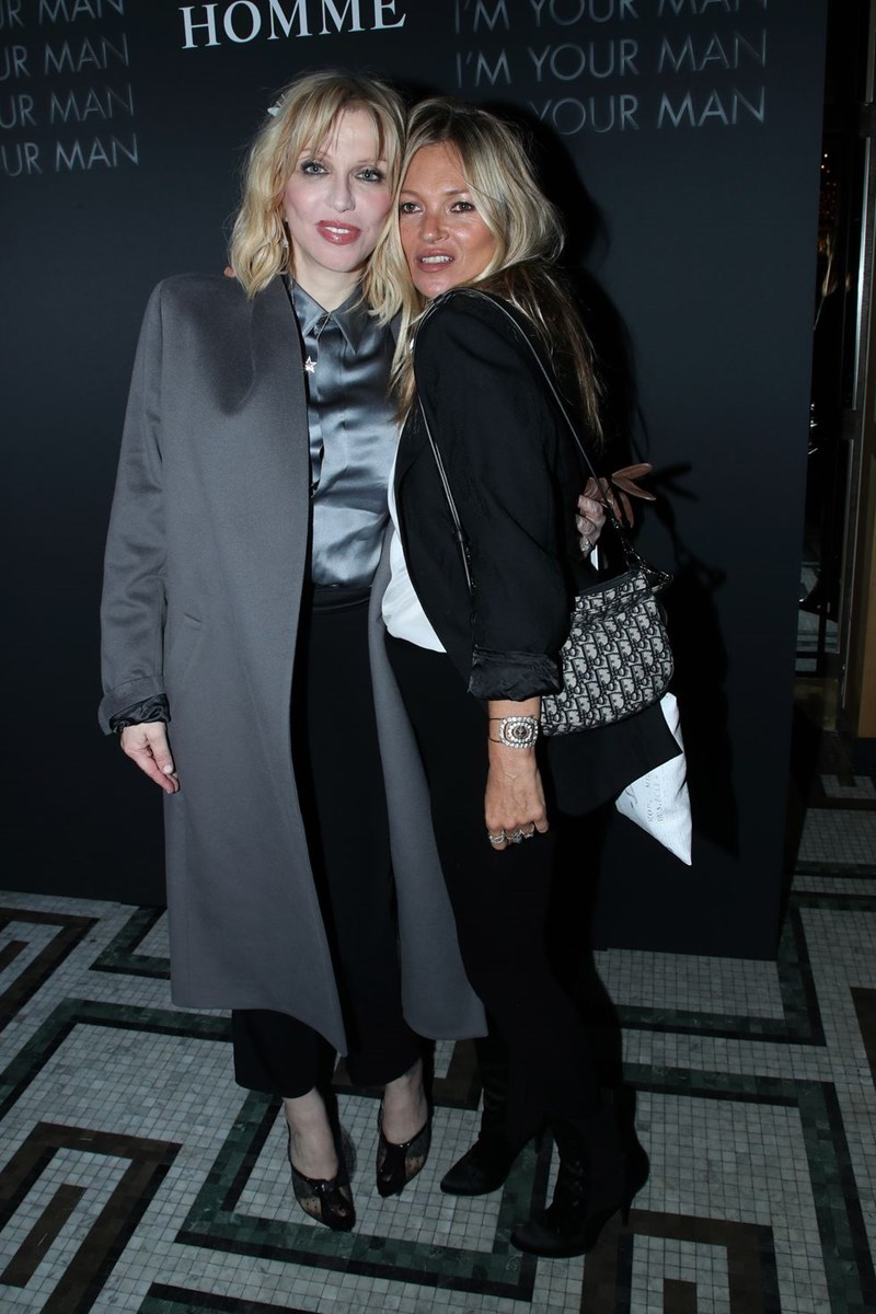 DIOR ΚΑΤΕ ΜΟΣ ΚΟΡΤΝΕΪ ΛΟΒ