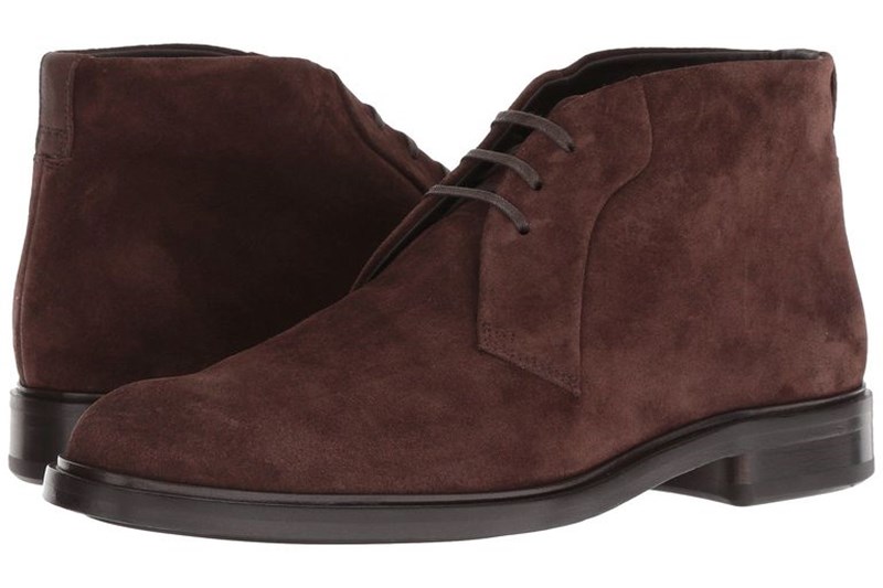 CHUKKA BOOTS