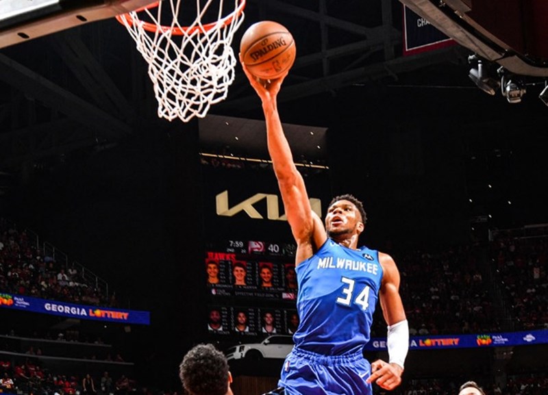 ΓΙΑΝΝΗΣ ΑΝΤΕΤΟΚΟΥΝΜΠΟ ΜΠΑΚΣ 2021