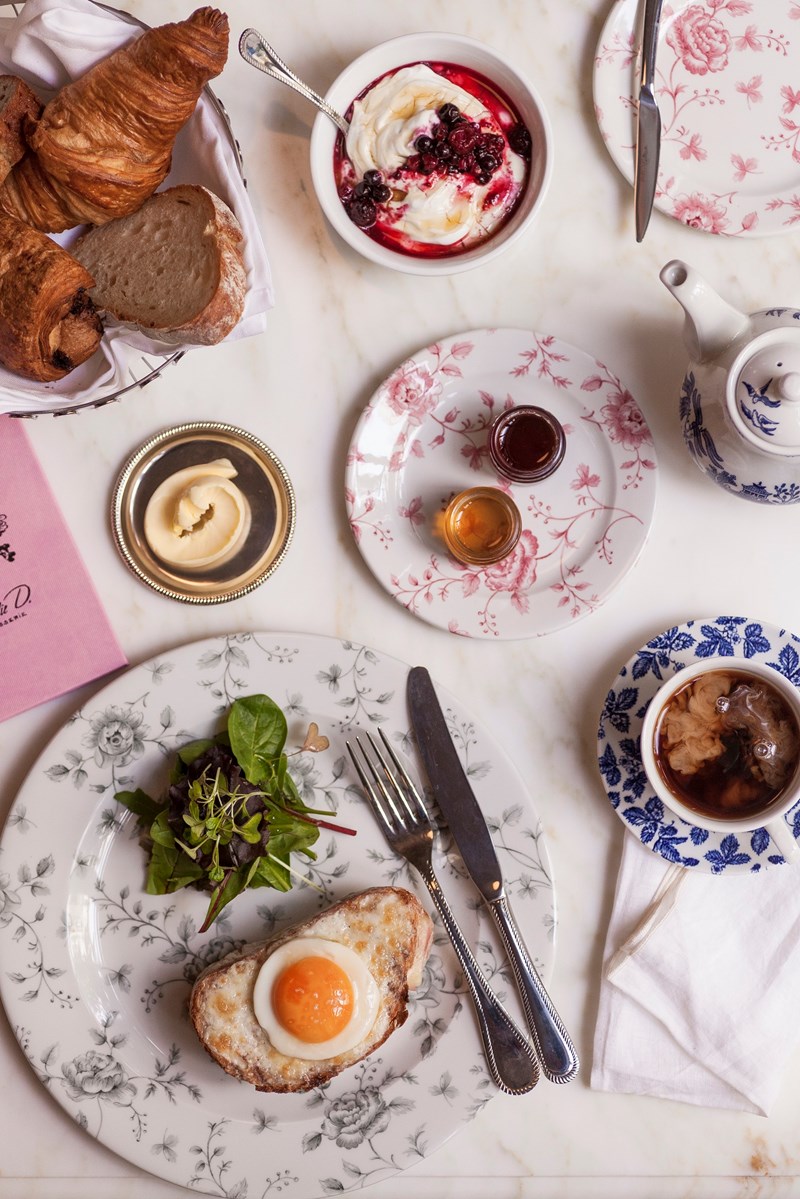 ΤΣΑΡΛΙ ΝΤΙ 4