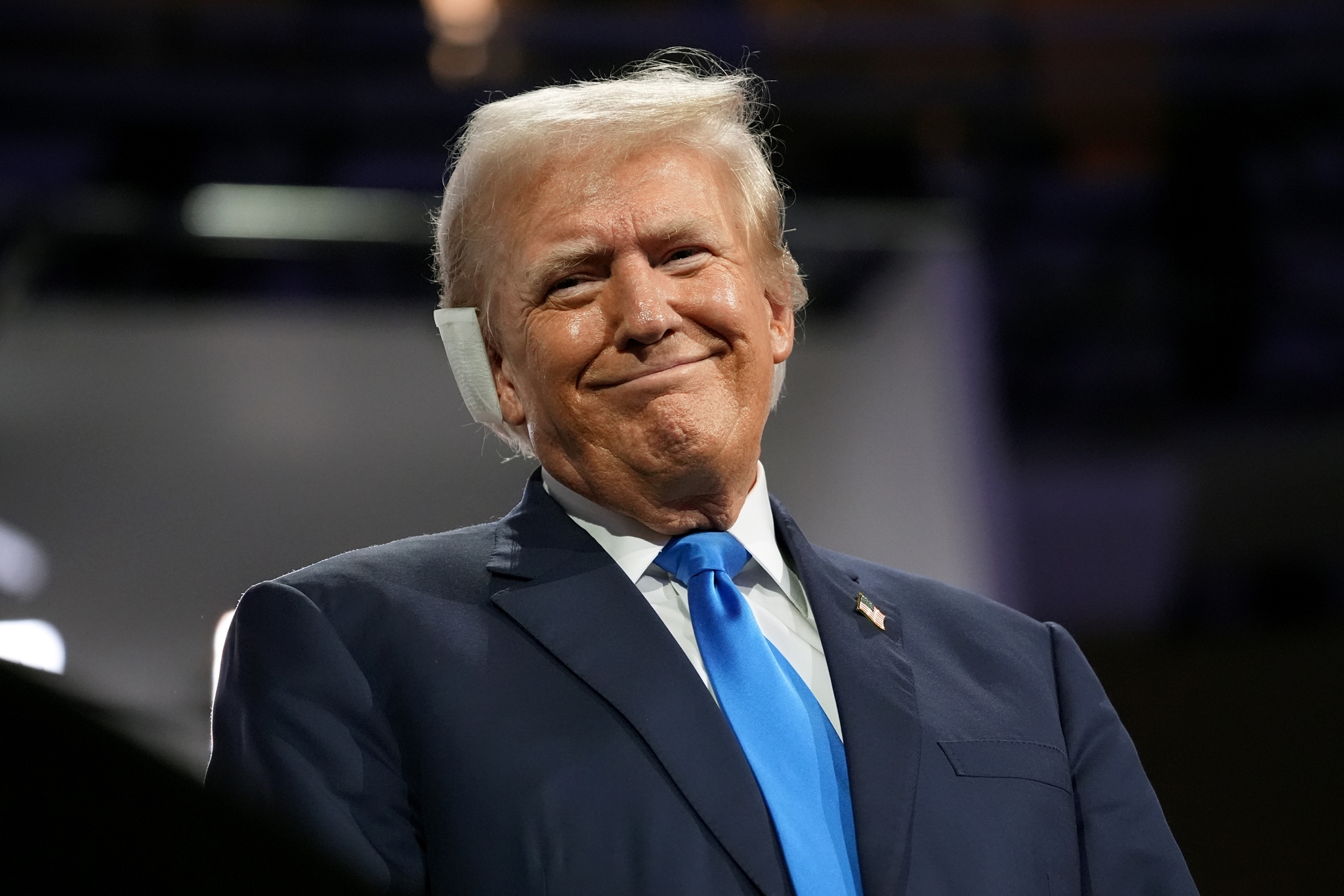 O Sebastian Stan γίνεται Donald Trump στο πρώτο trailer του The Apprentice - εικόνα 2