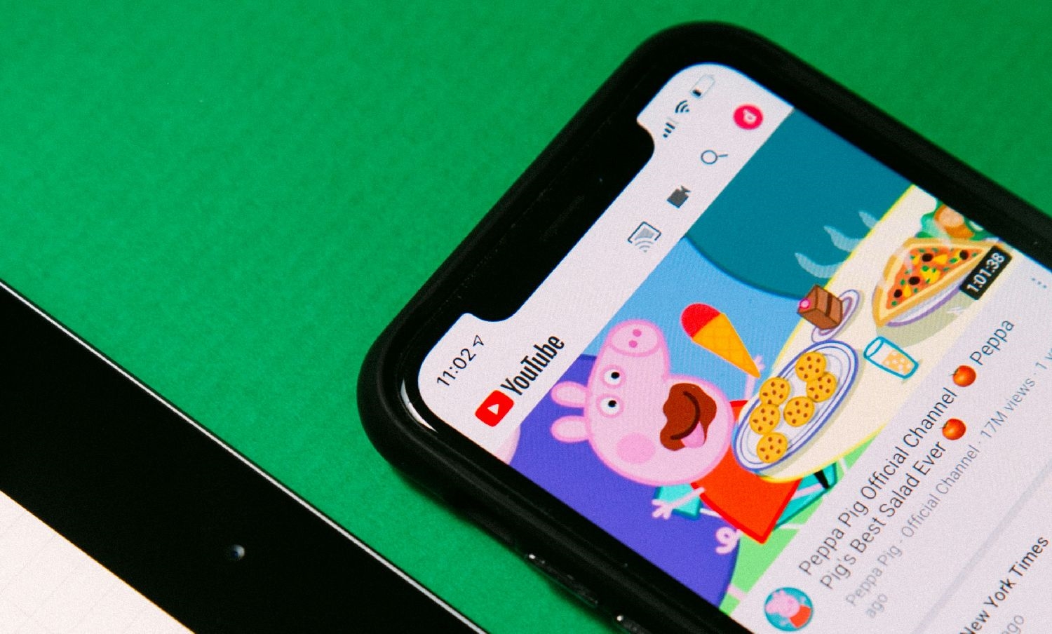 Πώς μπορείς να ακούς YouTube με σβηστή οθόνη στο κινητό - εικόνα 1