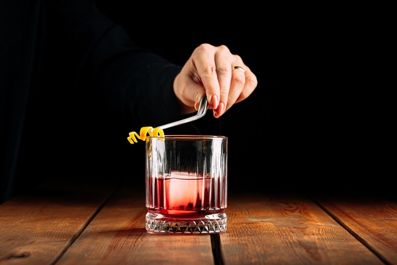 ΤΟ ΝΕΓΚΡΟΝΙ ΚΑΙ ΓΙΑΤΙ ΕΙΝΑΙ ΚΟΚΚΙΝΟ