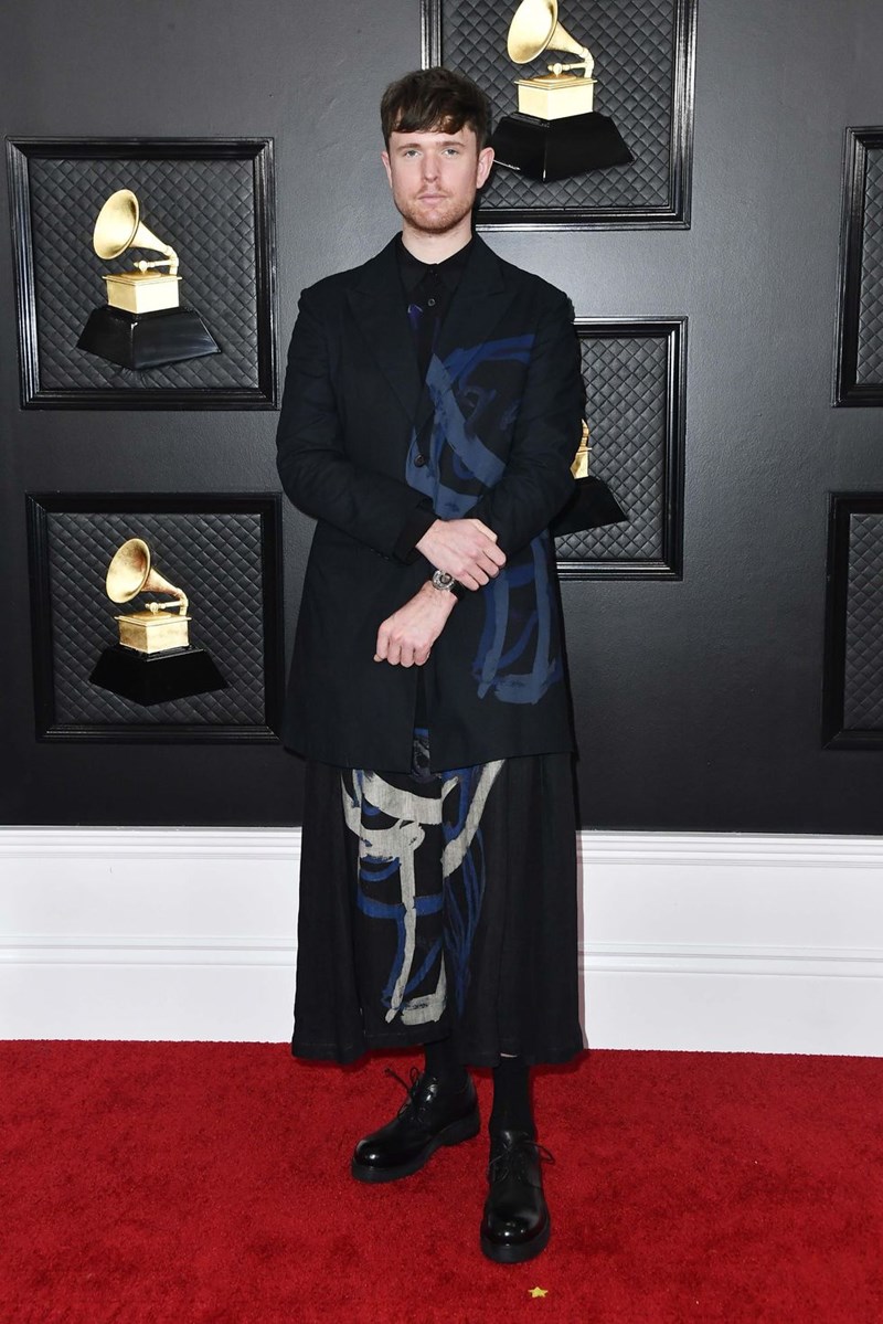 GRAMMYS ΒΡΑΒΕΙΑ ΚΟΚΚΙΝΟ ΧΑΛΙ