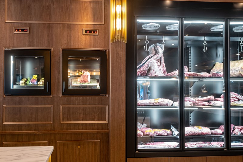 Το εστιατόριο DB.one στη Γλυφάδα 9